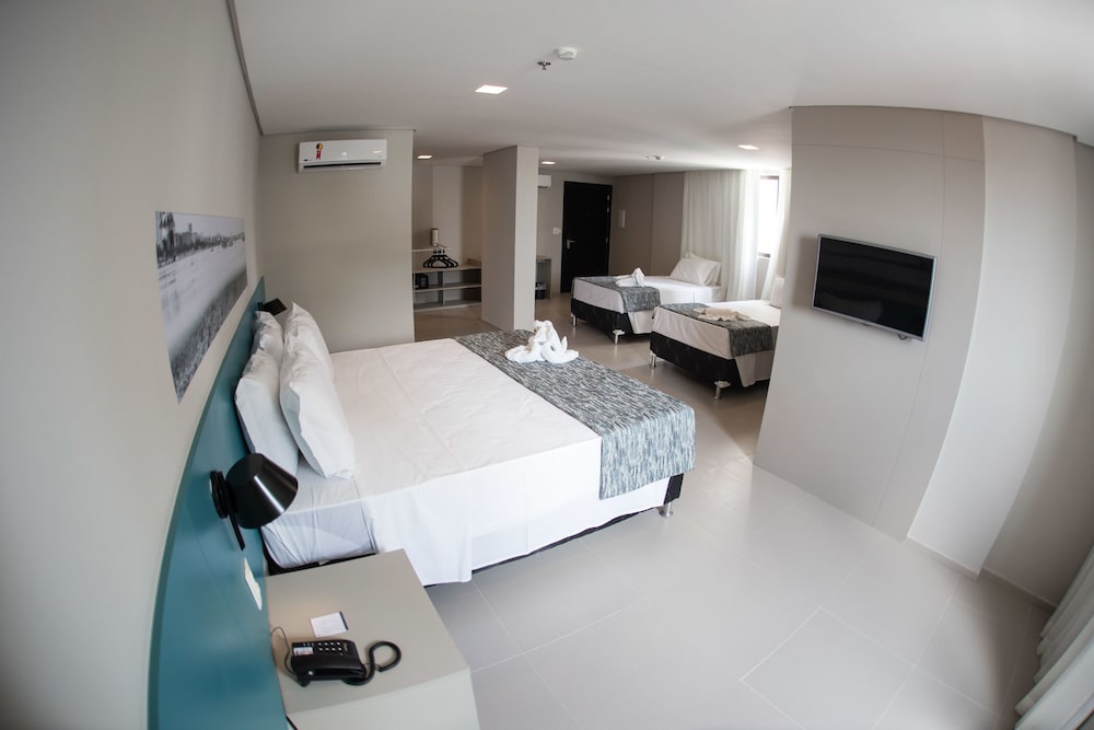 Acqua Suites 20/60