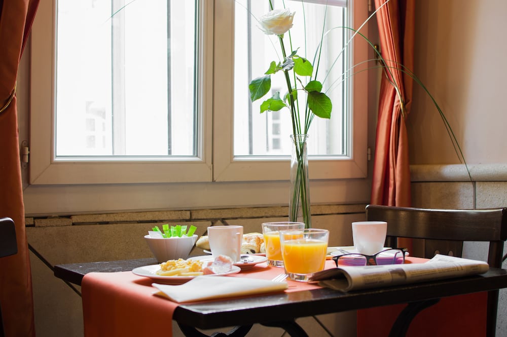 Hotel Artea 23/28