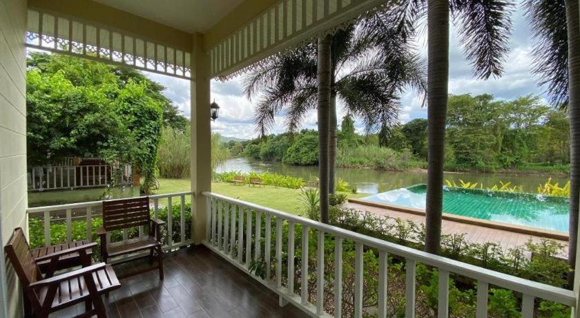 Ruen Maihom Riverside Cottage 5/63