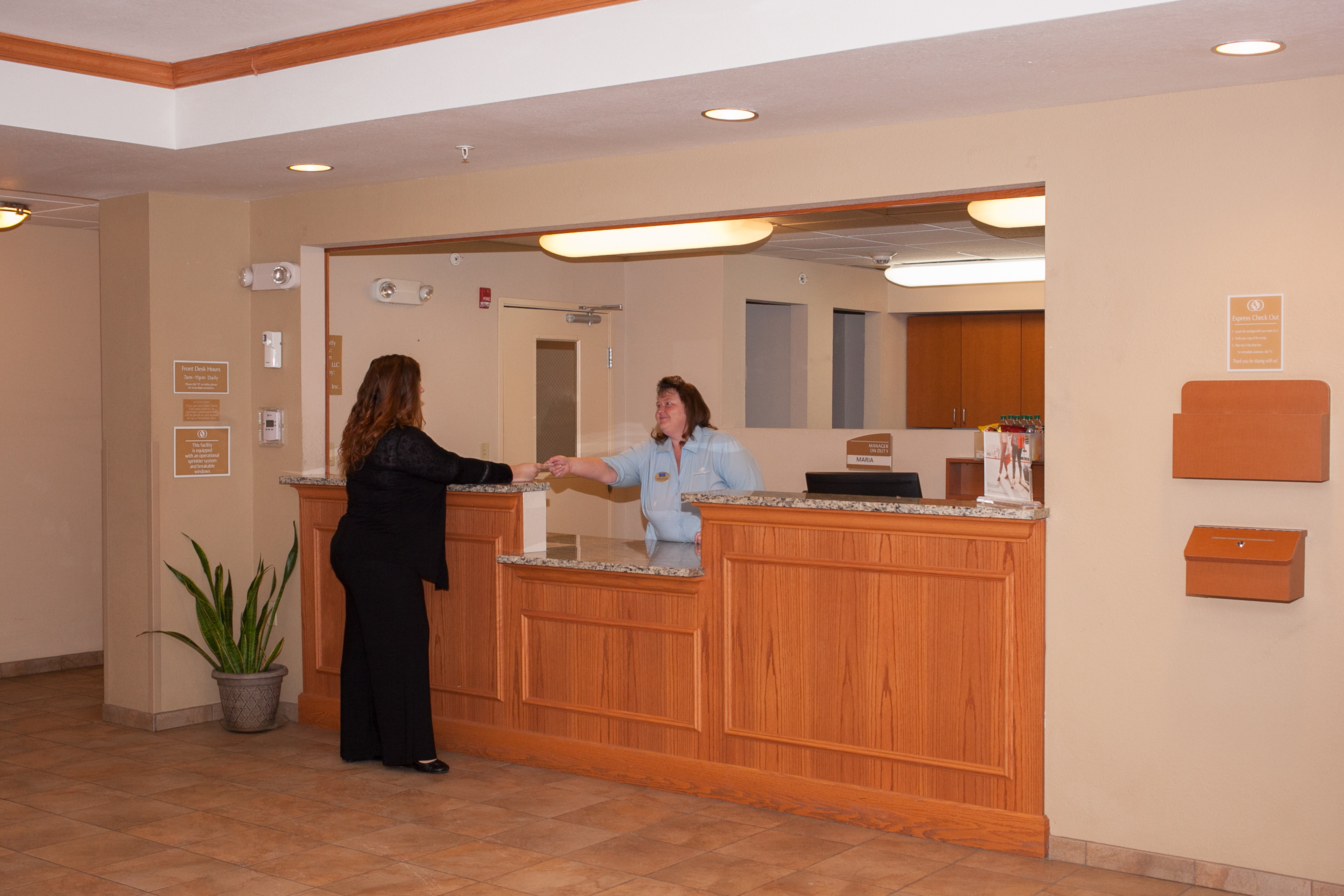 CANDLEWOOD SUITES LOGAN 9/31