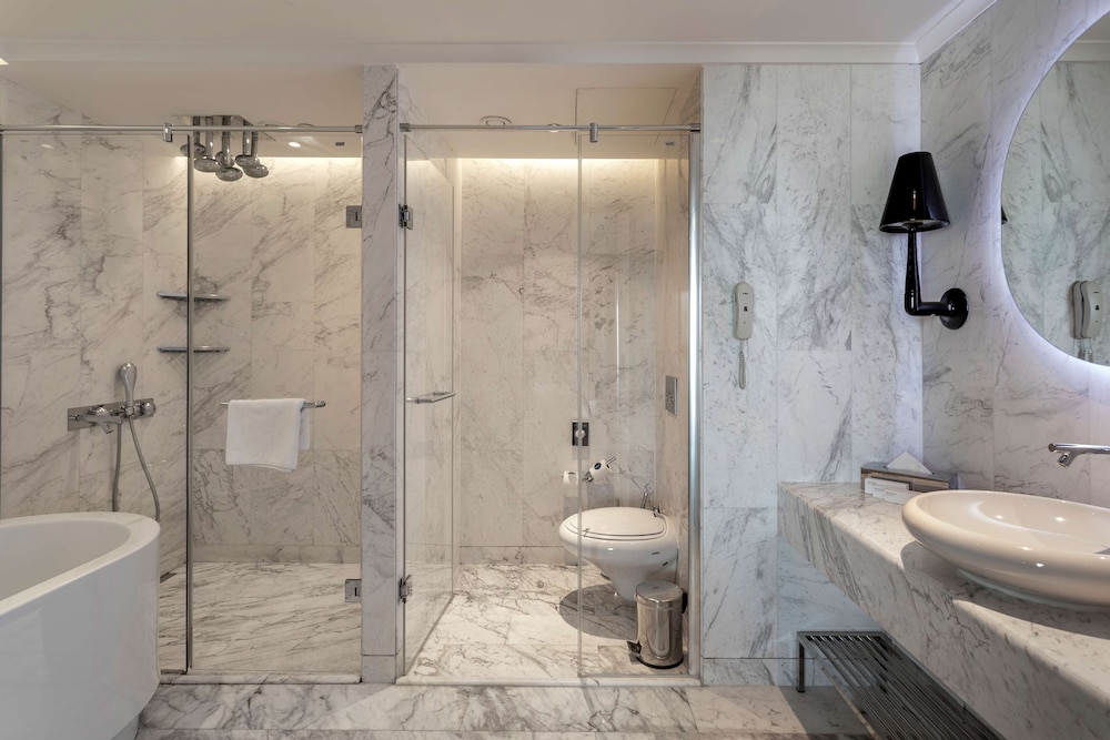 Radisson Blu Hotel Istanbul Ottomare 77/77