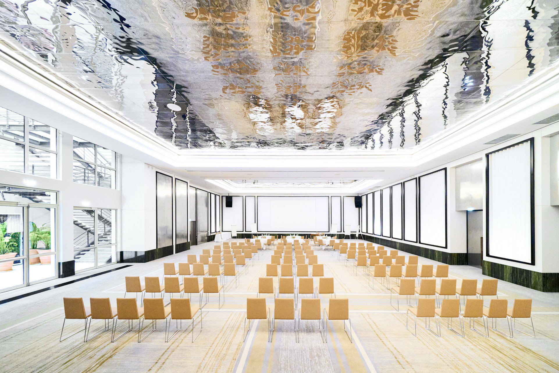 Carlton Cannes, a Regent Hotel 41/50