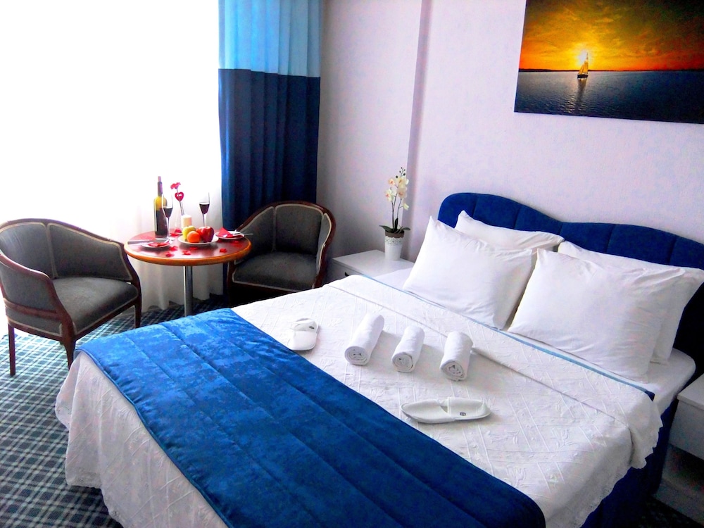 GUMULDUR MAVI DENIZ HOTEL 10/50