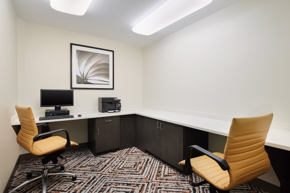 Candlewood Suites Charleston - Northwoods, an IHG Hotel 35/50
