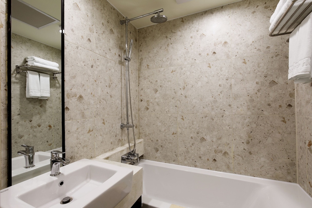 Gloucester Hotel Kintex 57/61