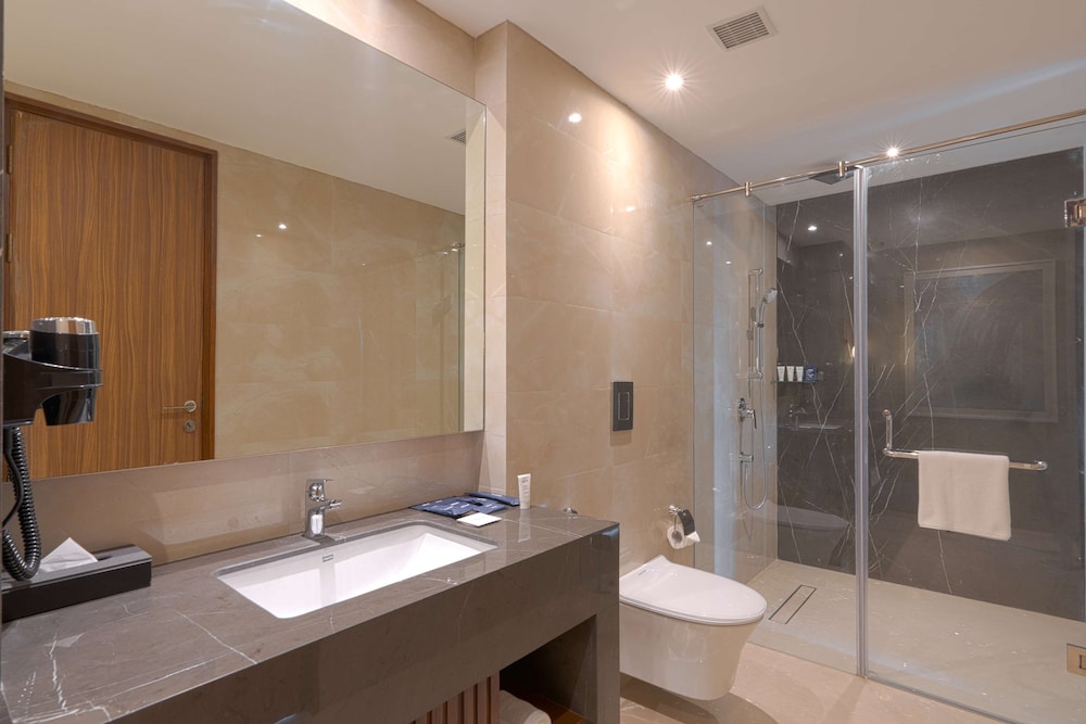 Park Inn by Radisson Ayodhya 26/28