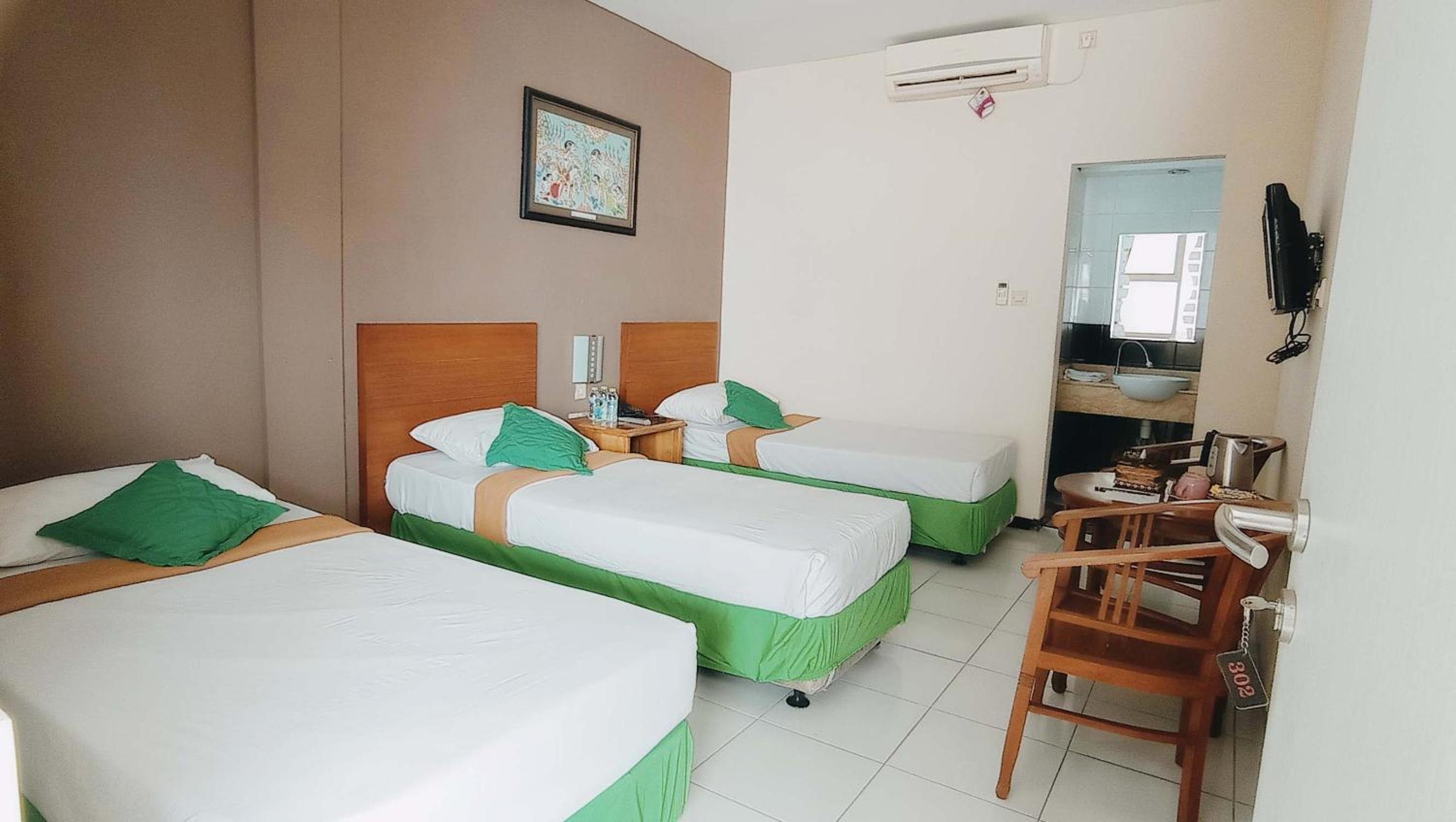 Helios Hotel Malang 9/51