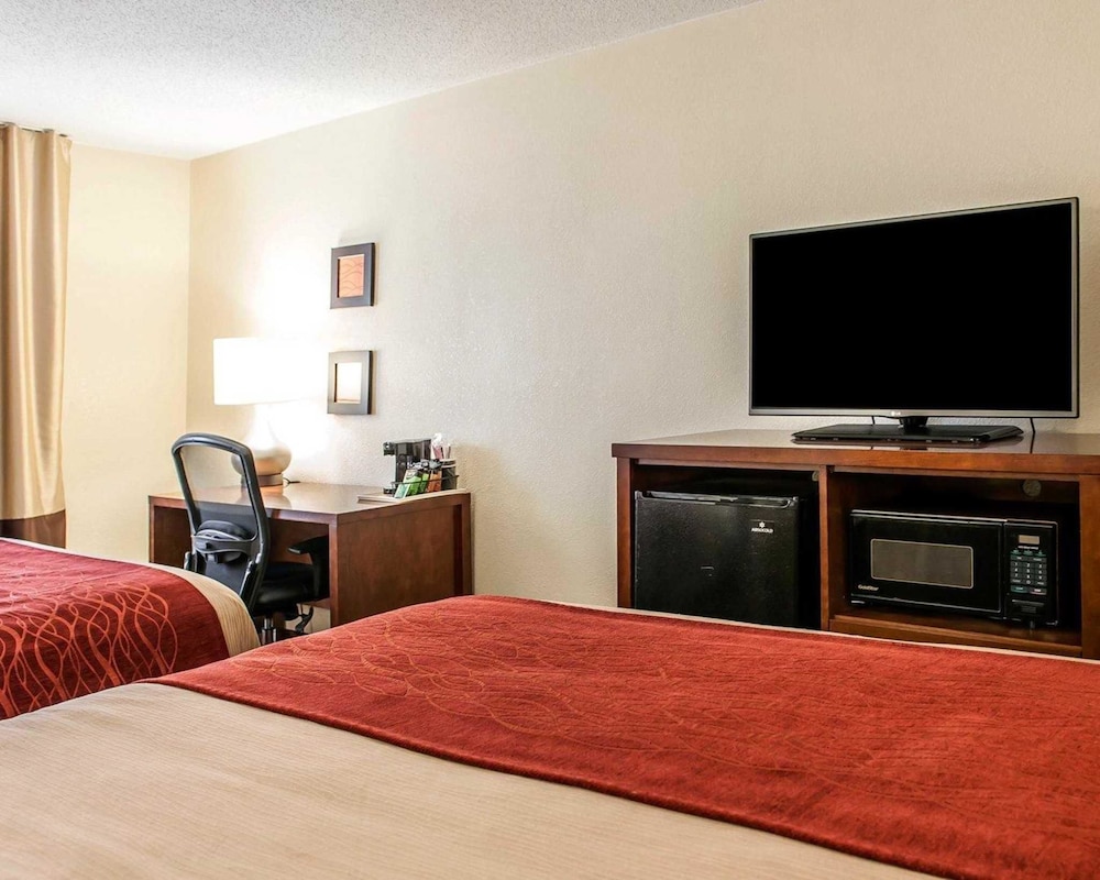 Comfort Inn Marion 19/60