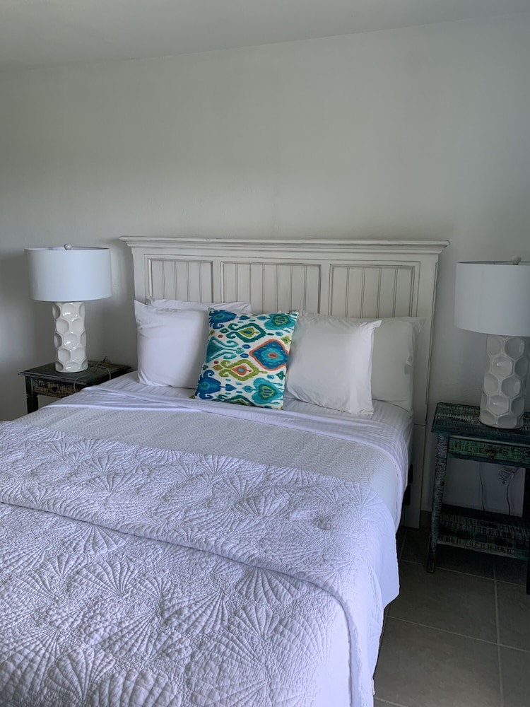 Flamboyan On the Bay Resort And Villas 23/61