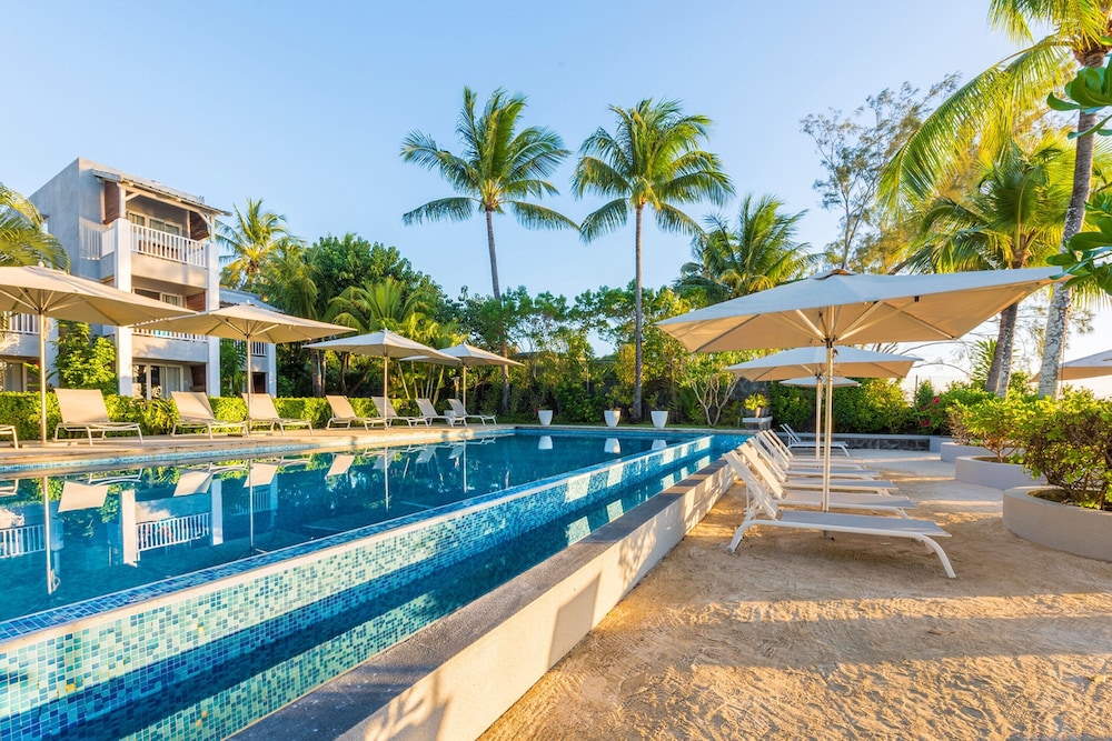 Mon Choisy Beach R 3/55