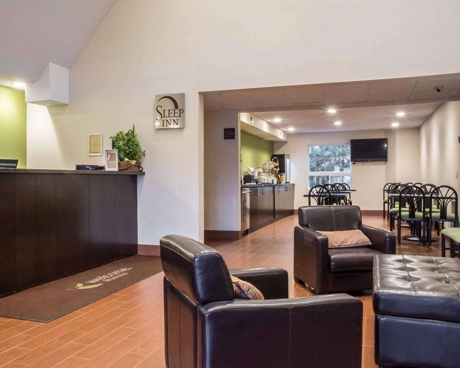 Comfort Inn Bracebridge, ON 20/24