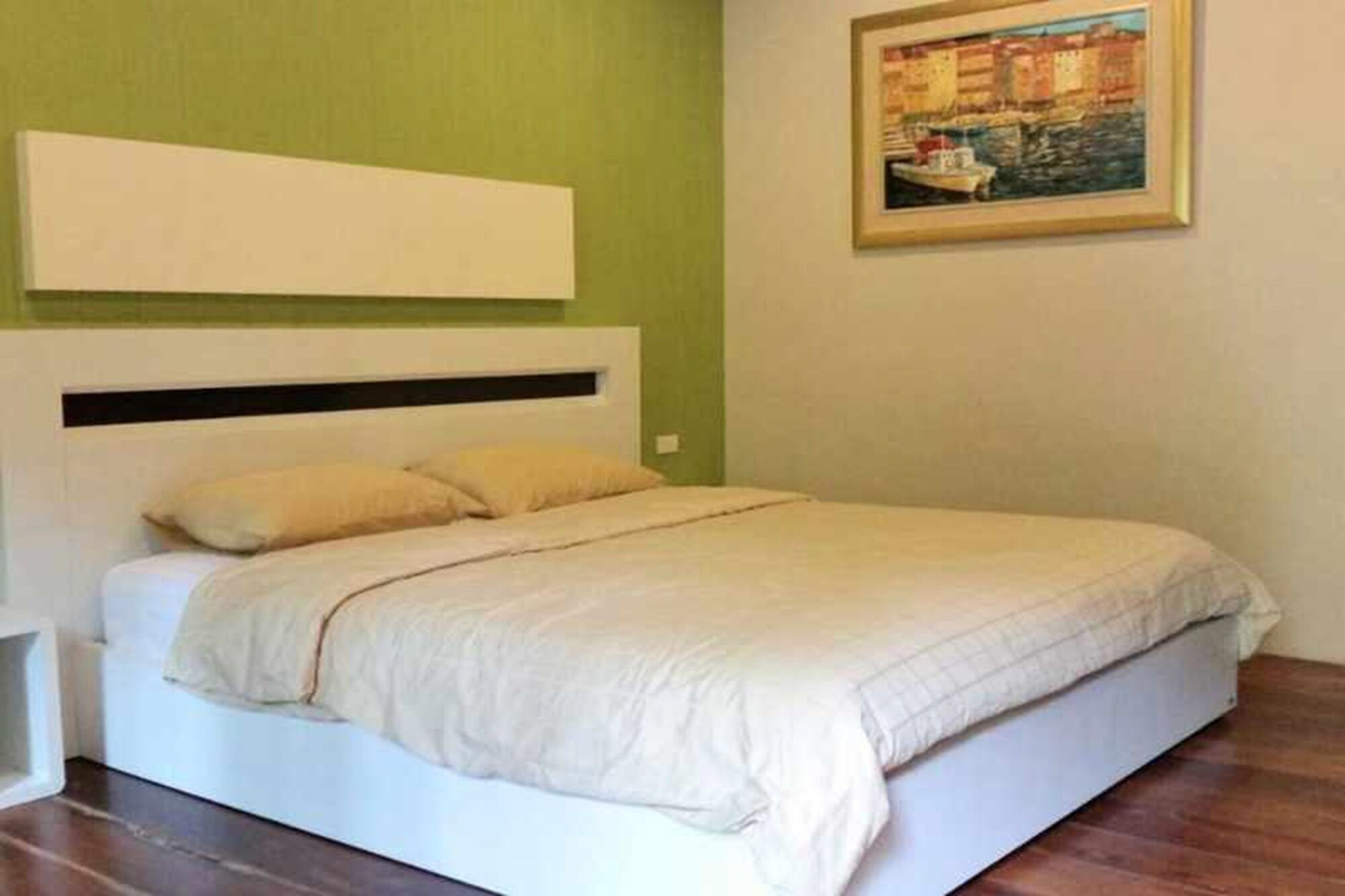 SUPERIOR, DOUBLE BED