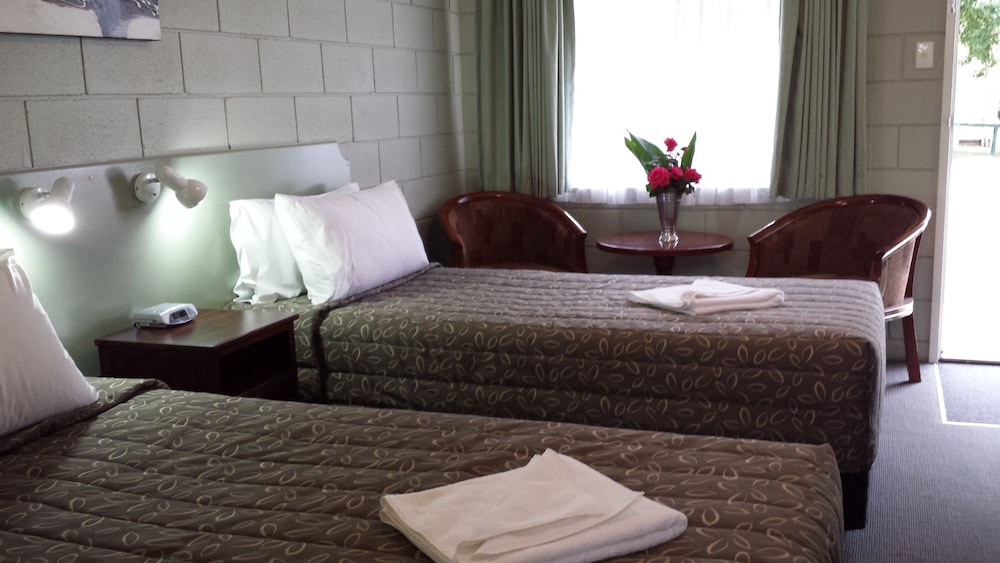 Daylesford Central Motor Inn 8/65