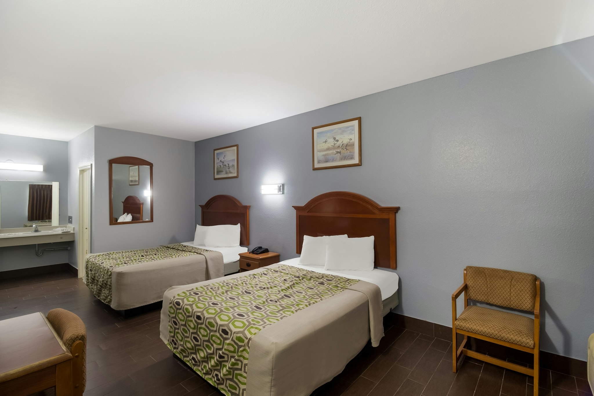 Palace Inn Hankamer 16/33