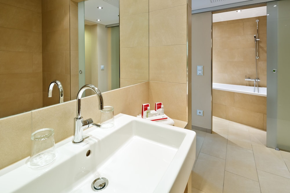 Austria Trend Hotel Ananas 50/50