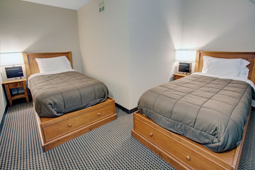 LOFT, STUDIO, TWIN BEDS, KING BED