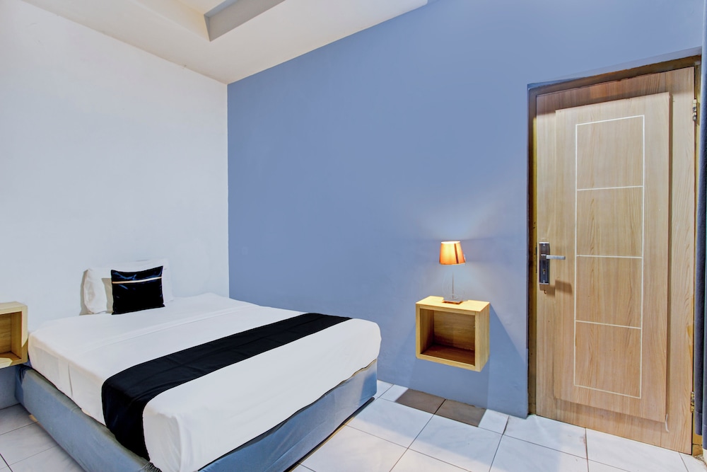 Hotel O Tegal near near Pacific Mall Tegal formerly Hugo Suites Family 26/33
