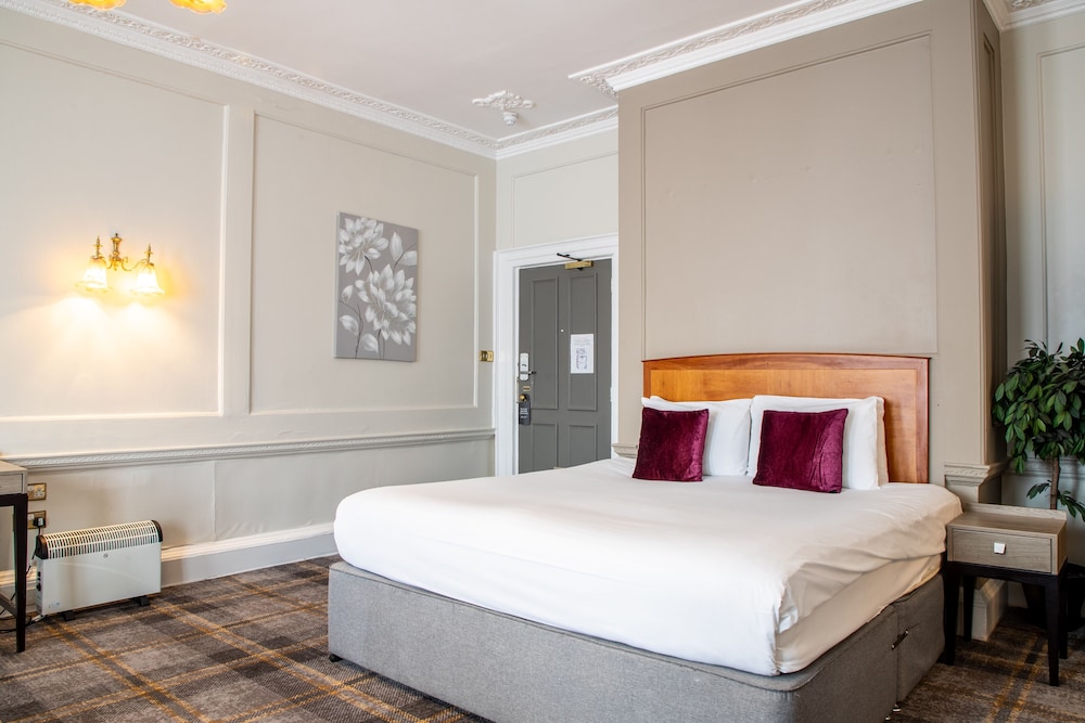 EXECUTIVE, DOUBLE BED