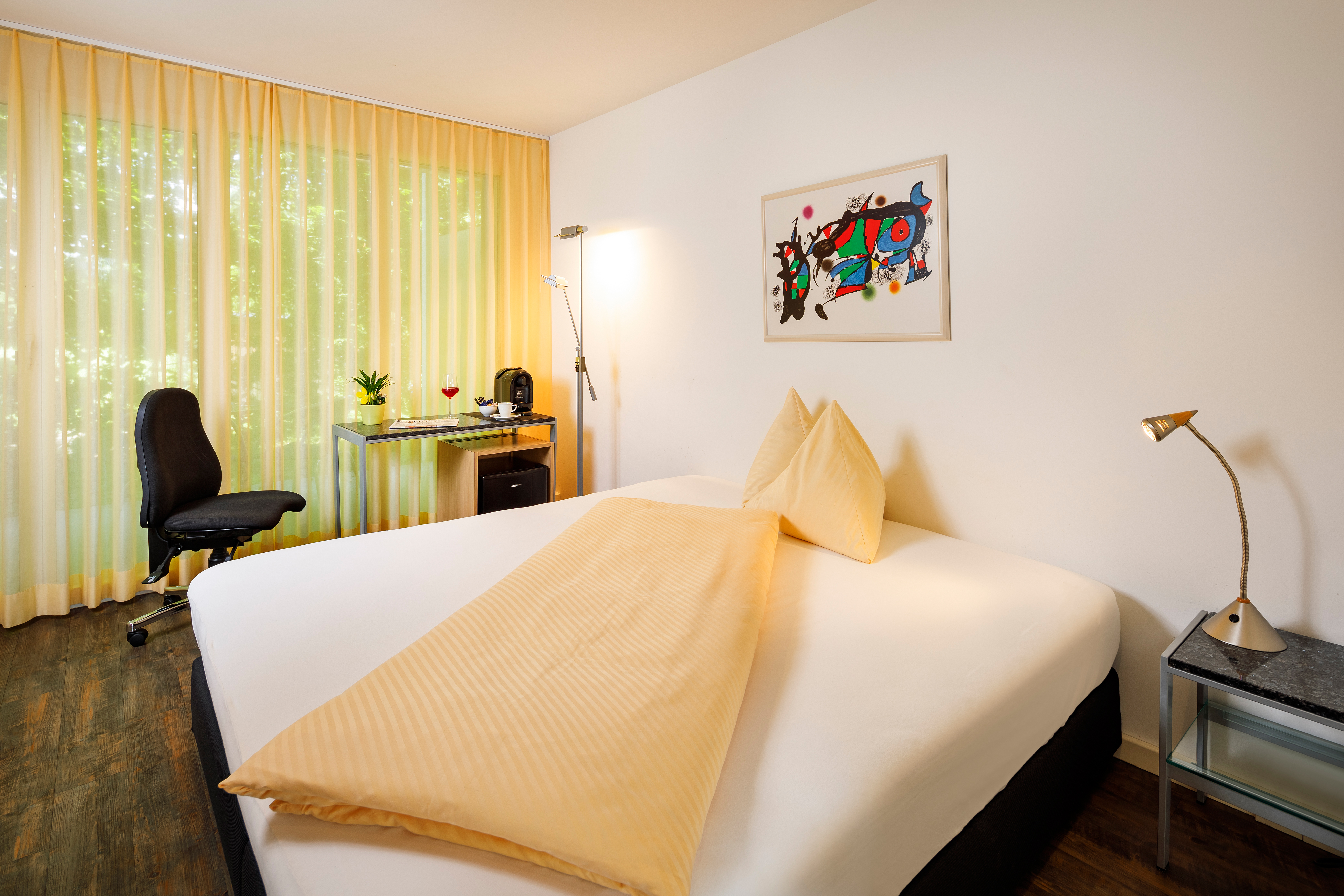 HALLWIL SWISS QUALITY SEEHOTEL 5/22