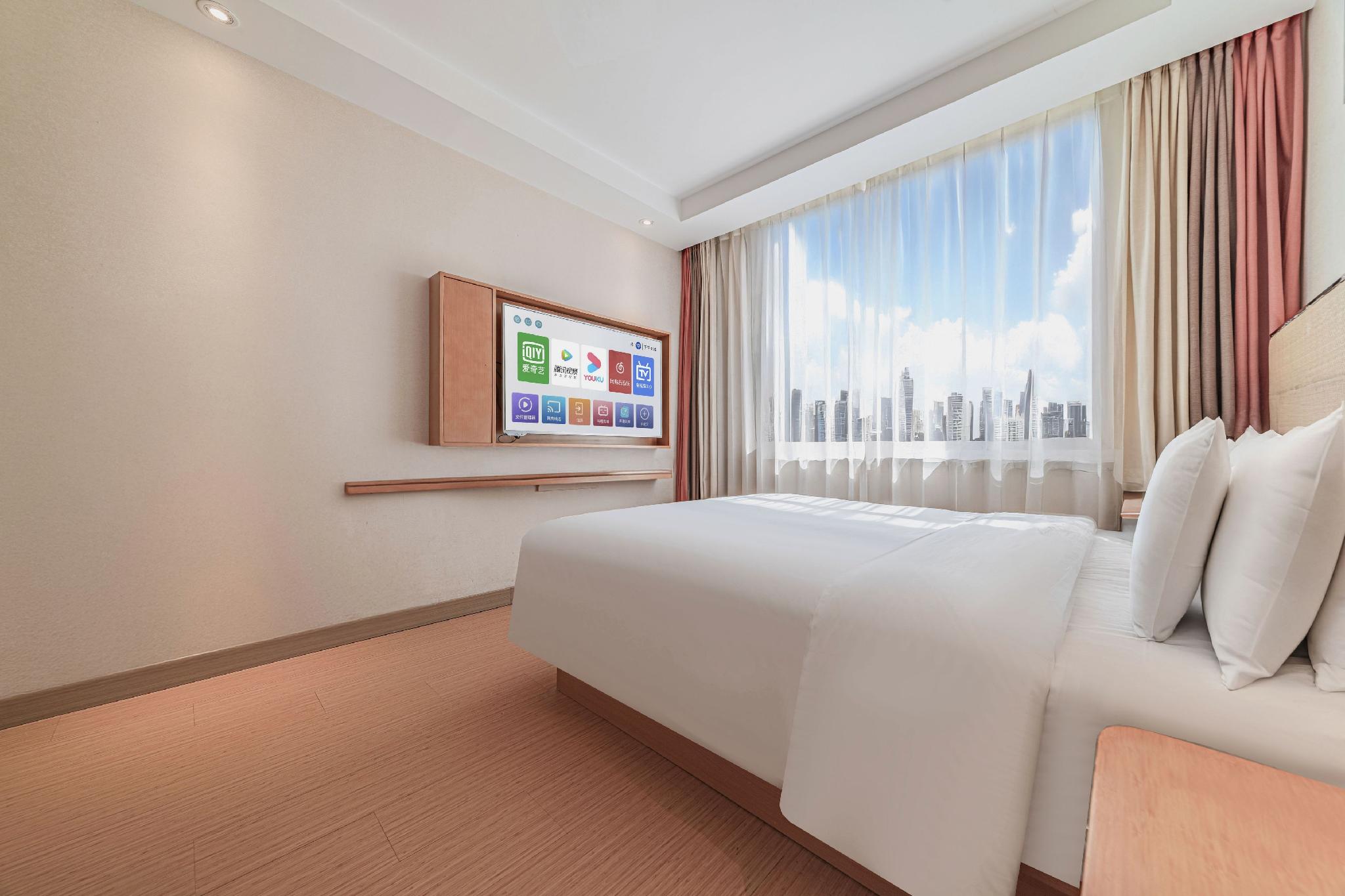 GreenTree Inn Geermu Walking Street Business Hotel 24/51