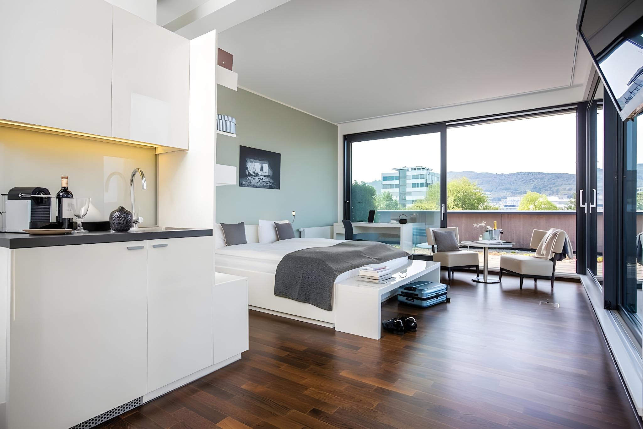 LOFT, PREMIUM