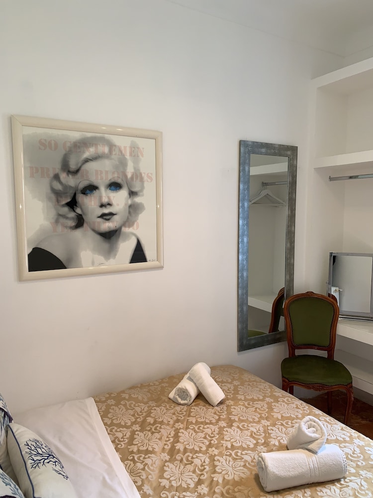 Hotel Normandy 14/50