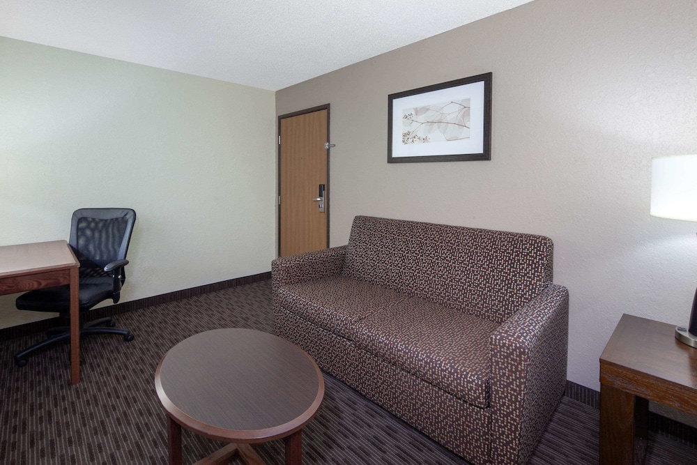 Americinn By Wyndham Ironwood 30/54