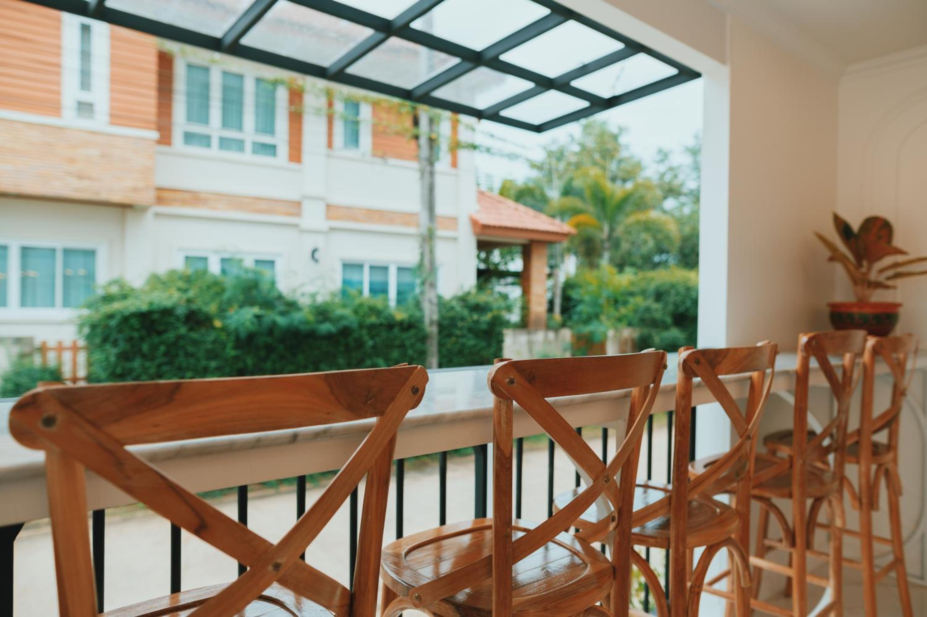 Chanita Hotel Chumphon 35/42