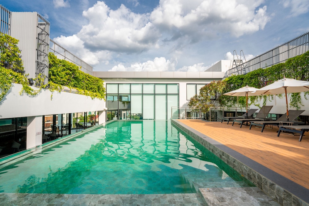Amanta Hotel and Residence Sathorn Bangkok 47/50
