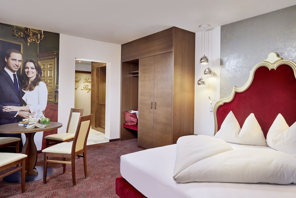 ROYAL, DOUBLE BED, ANNEX