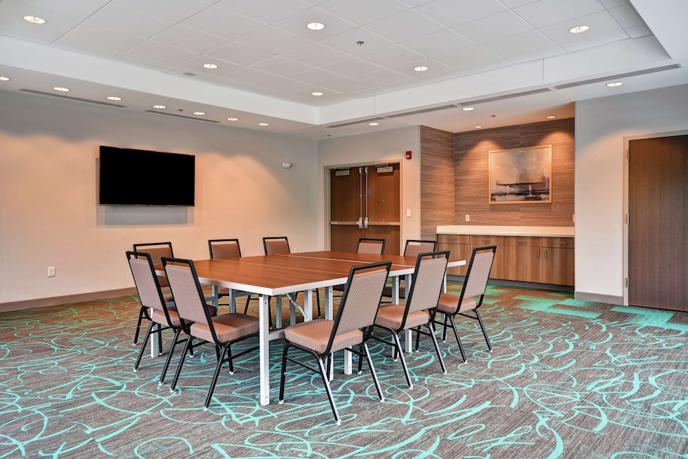 Home2 Suites By Hilton Walpole Foxboro 51/55