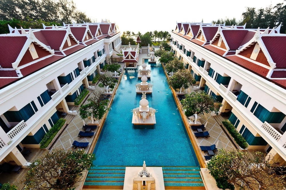 Grand Pacific Sovereign Resort and Spa 59/68
