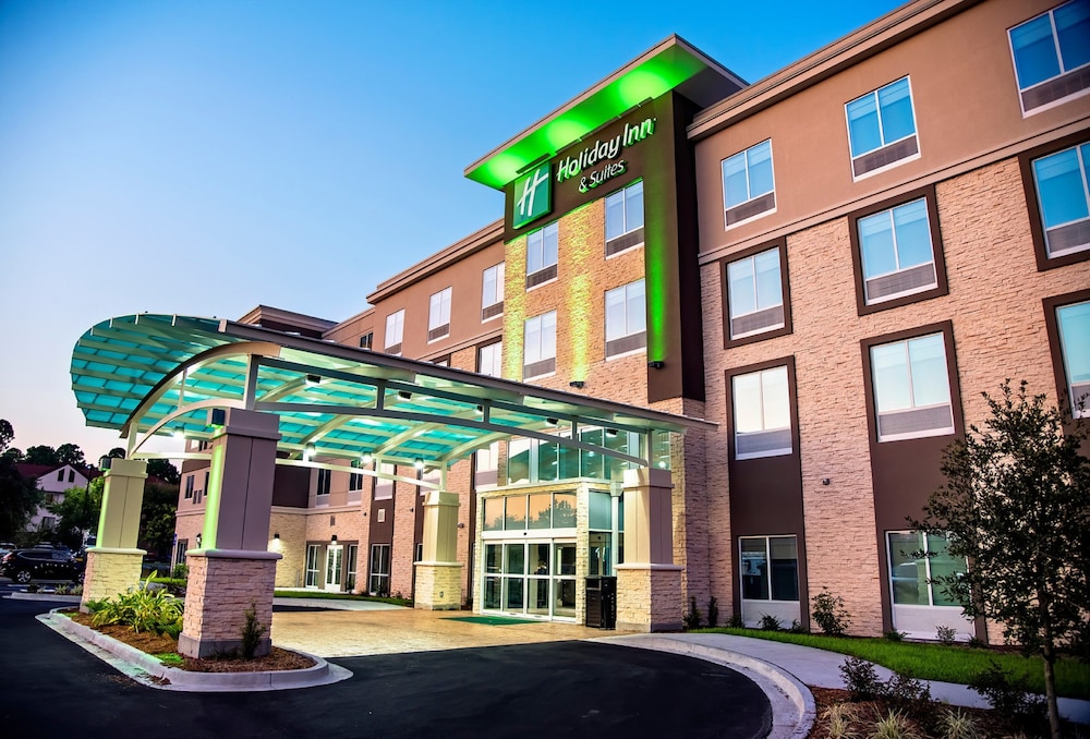 Holiday Inn Suites Savannah Airport Pooler 1/74