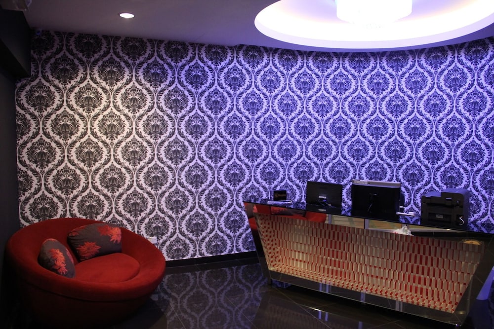 Love Inn Boutique Hotel 15/18