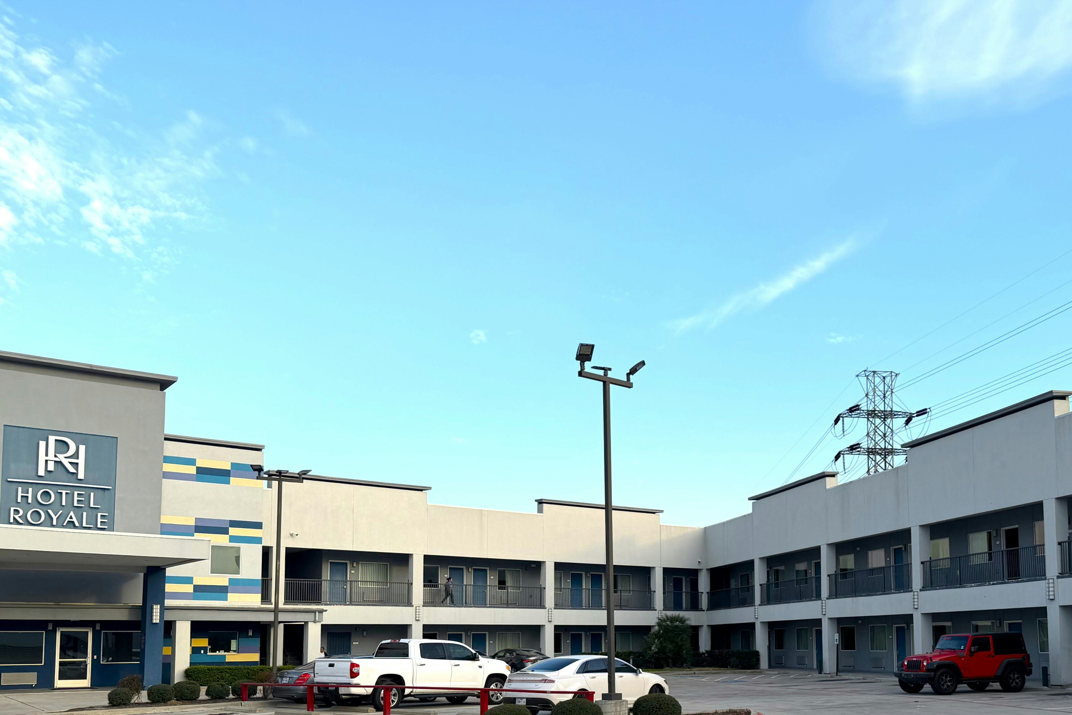 Hotel Royale IAH Airport North Houston I-45 photo5