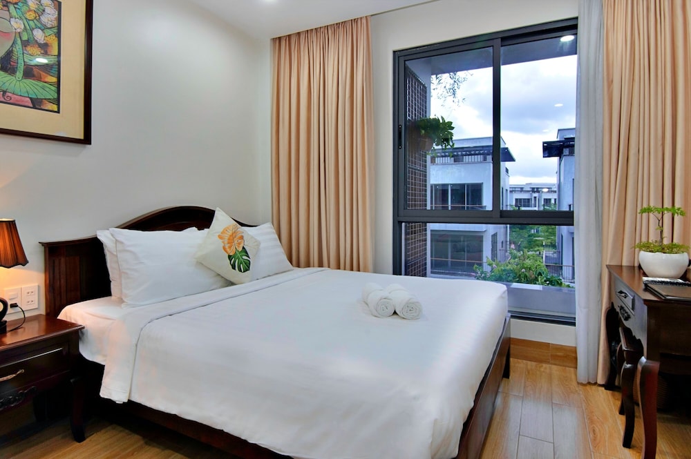 Coral Phu Quoc Hotel 5/18