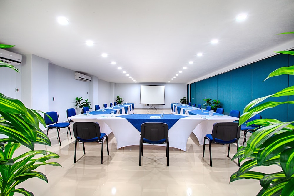 Vamar Vallarta All Inclusive Marina and Beach Resort 31/50
