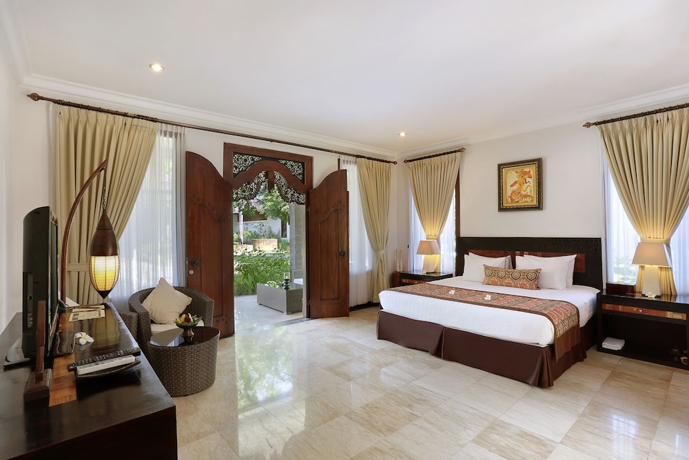 ISLAND, BUNGALOW, KING BED