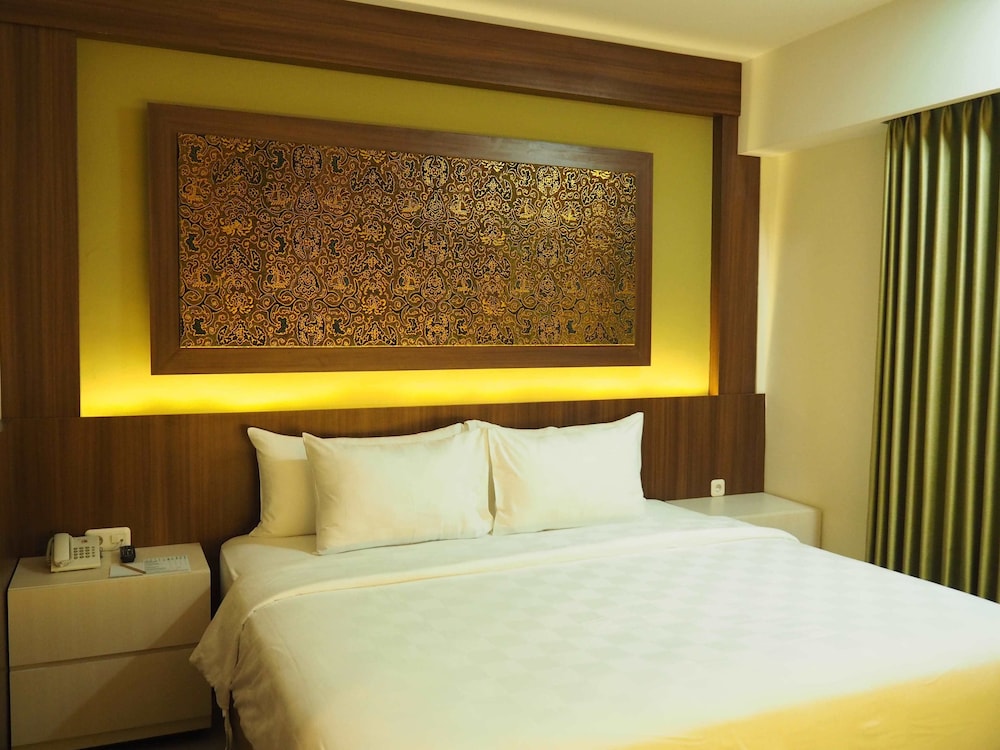 Luminor Hotel Banyuwangi Yos Sudarso 18/70