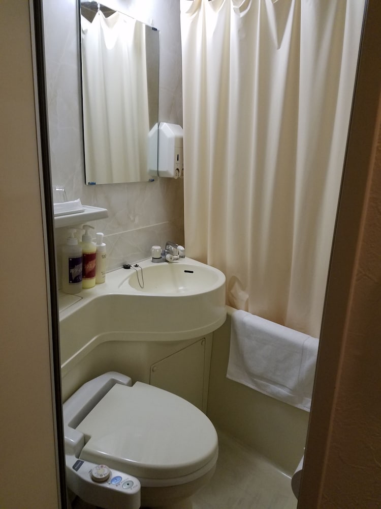 Hotel Crown Hills Kumamoto 40/42