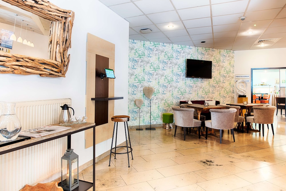 ACHAT Hotel Stuttgart Zuffenhausen 67/80