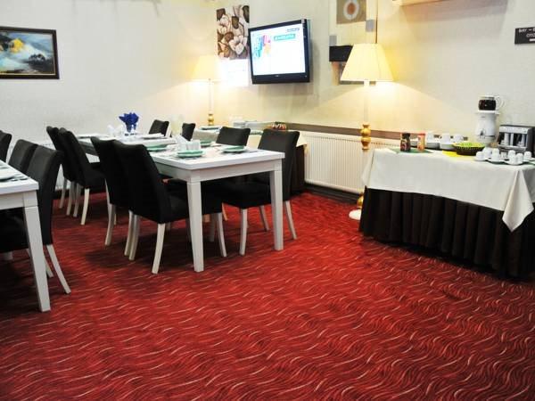 Strazburg Hotel 18/19