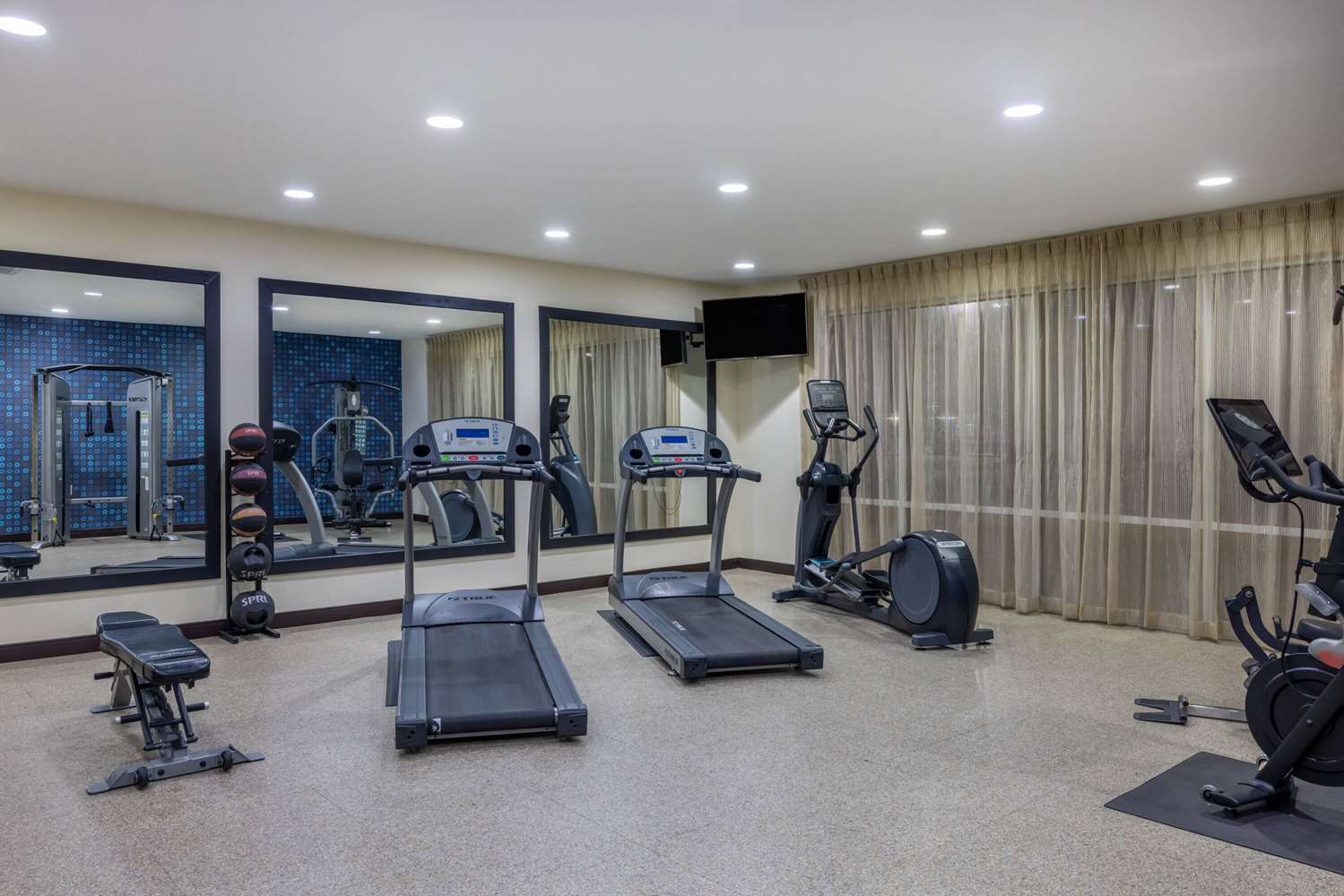 La Quinta Inn & Suites by Wyndham Artesia 28/58