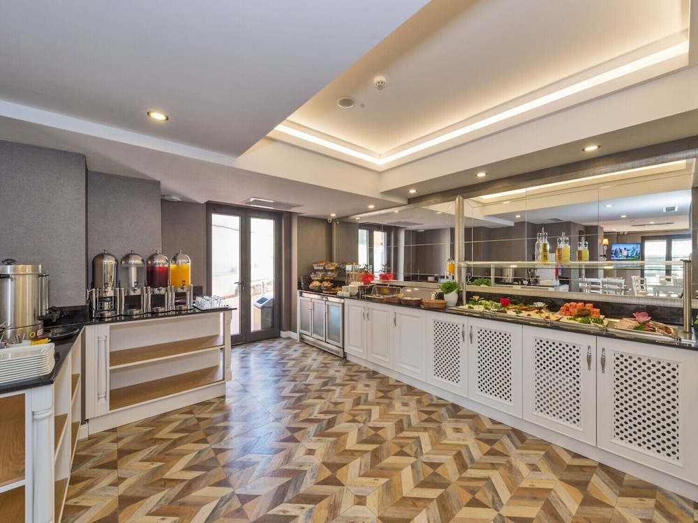 HANNA HOTEL 15/69