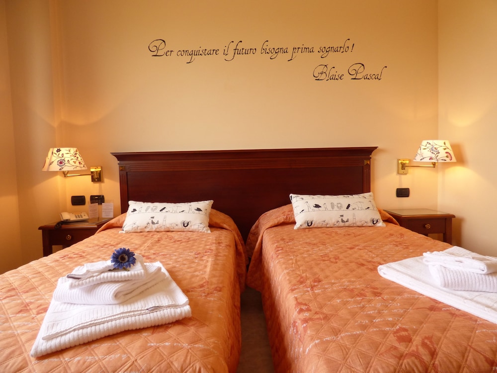 Fidenza Hotel 3/46