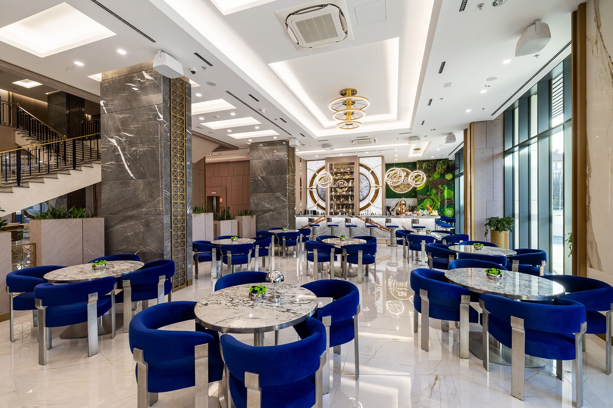 East Plaza Hotel 36/40