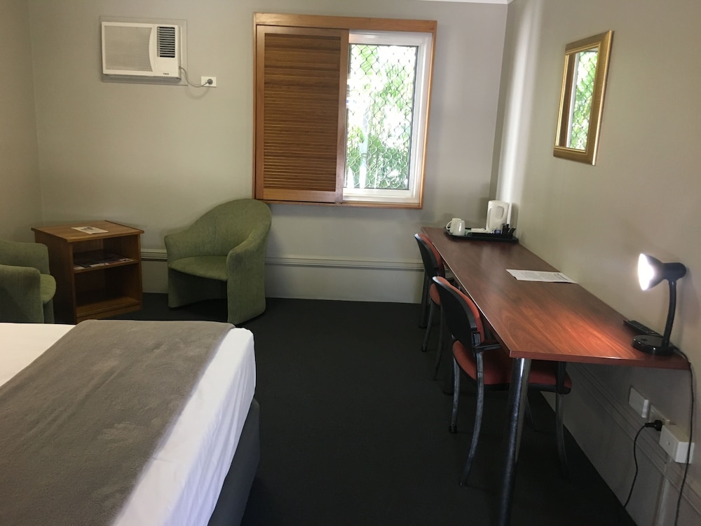 The Cosmopolitan Motel Serviced Apartments 17/48
