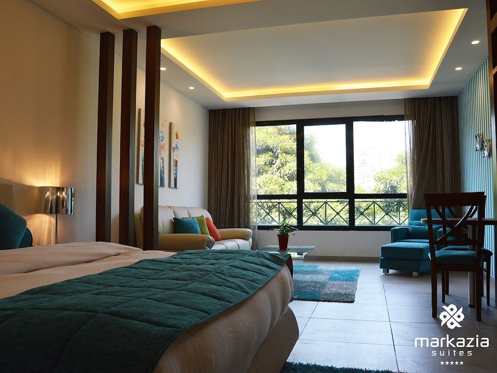 MARKAZIA SUITES 14/78