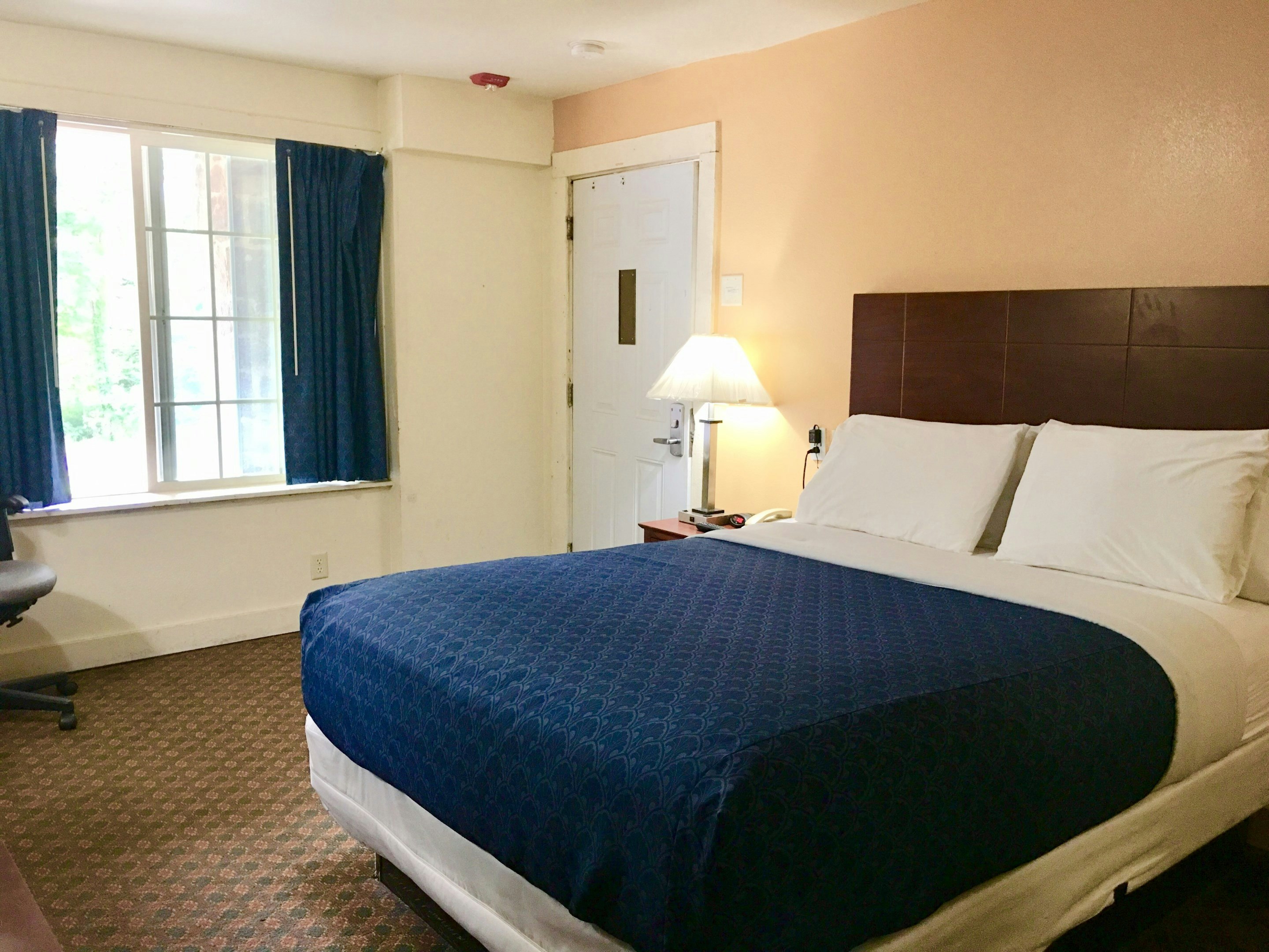 Passport Inn And Suites 2/11
