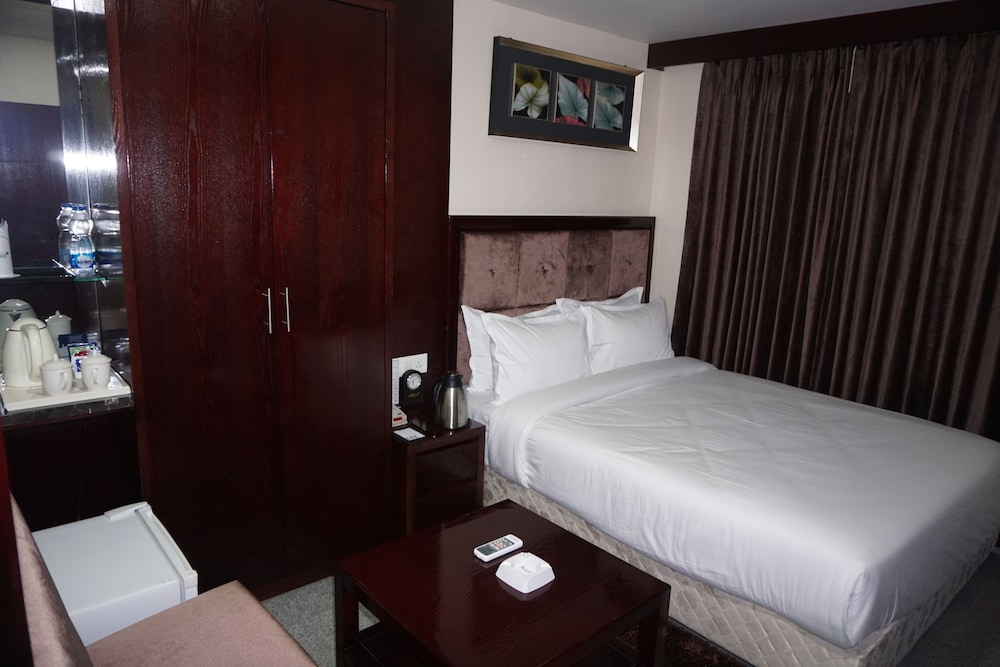 Hotel The Raso 18/28